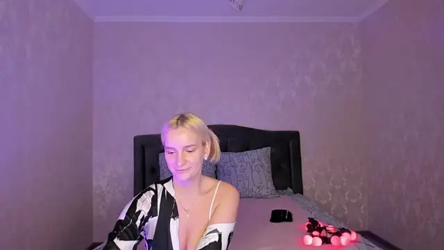 Amanda054 online show from 02/24/25, 11:52