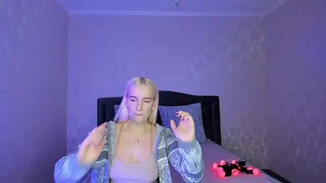 Amanda054 online show from 03/04/25, 05:34