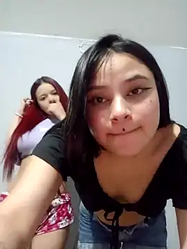 Snapshot of Anne_and_Mia chatting on 12/23/24, 04:55 Anne and Mia online show from 12/23/24, 04:55