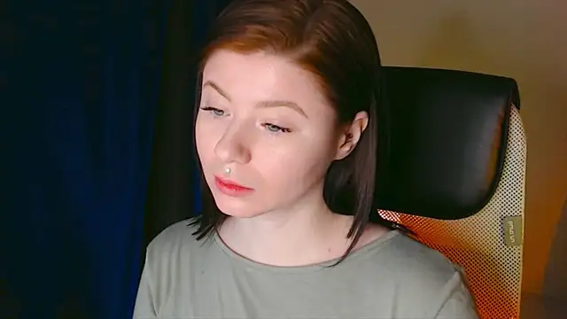 Snapshot of xoxoavi chatting on 01/09/25, 02:29 xoxoavi online show from 01/09/25, 02:29