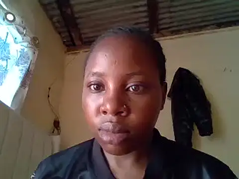 Queen loveer online show from 03/15/25, 02:01