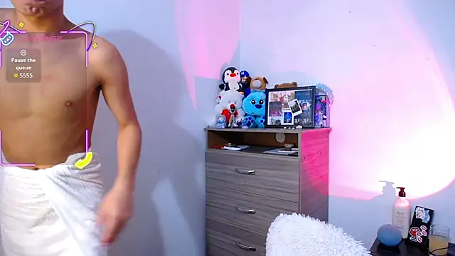 OwenBluee online show from 11/15/25, 05:49