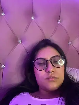 angellique 22 online show from 01/05/25, 06:56