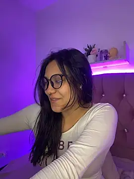 angellique 22 online show from 01/05/25, 12:42