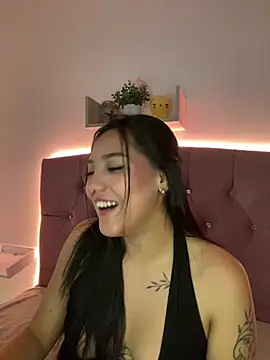 angellique 22 online show from 03/18/25, 10:14