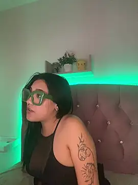 angellique 22 online show from 03/20/25, 10:10