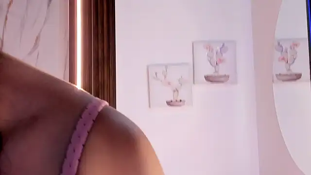 mia six66 online show from 03/24/26, 12:21