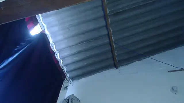 Zafiro subversiva online show from 01/10/25, 02:02