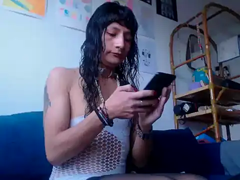 Zafiro subversiva online show from 01/20/25, 11:24