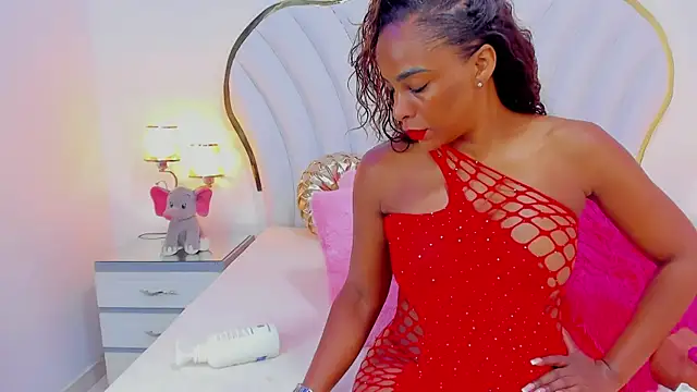 IsabellaKanned online show from 02/08/25, 01:44