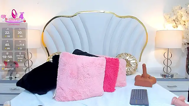 IsabellaKanned online show from 03/19/25, 04:55