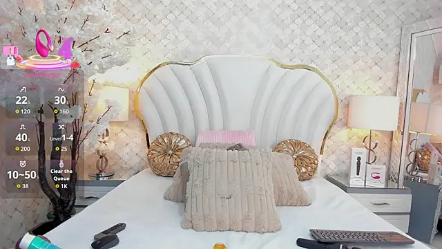 IsabellaKanned online show from 10/07/25, 02:03