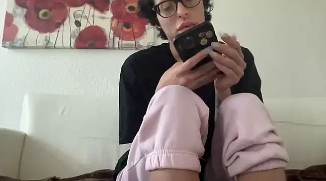 myloveforyouu online show from 12/18/24, 07:19