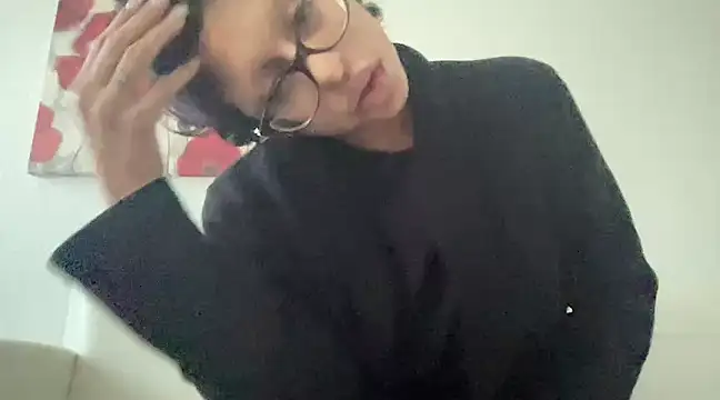 myloveforyouu online show from 12/19/24, 03:41