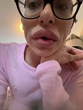 myloveforyouu online show from 02/23/26, 02:25