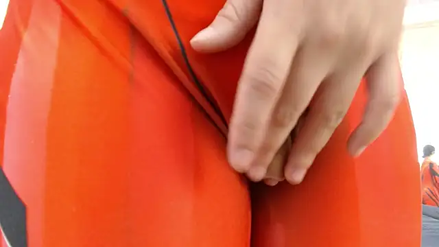 Snapshot of minene_mikami chatting on 03/16/26, 01:37 minene mikami online show from 03/16/26, 01:37