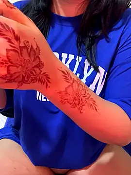 Snapshot of Sukara_bb chatting on 11/27/25, 03:41 Sukara bb online show from 11/27/25, 03:41