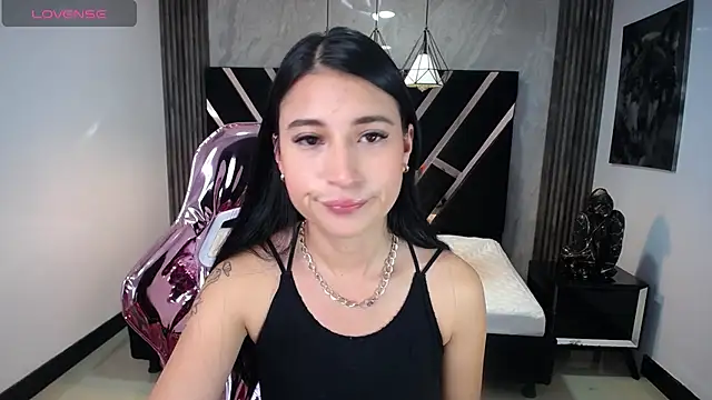 lizzyluk ch online show from 02/01/25, 04:44