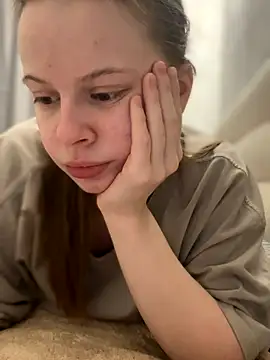 wrenlie online show from 11/04/25, 01:48