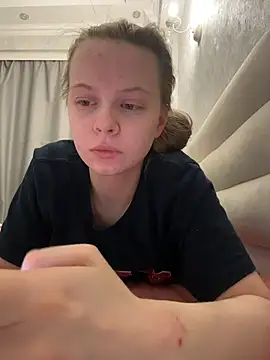 wrenlie online show from 02/17/26, 01:24