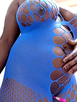 Snapshot of Sexyxcurves chatting on 01/05/26, 05:27 Sexyxcurves online show from 01/05/26, 05:27