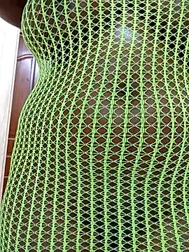 Snapshot of Sexyxcurves chatting on 02/20/26, 12:16 Sexyxcurves online show from 02/20/26, 12:16