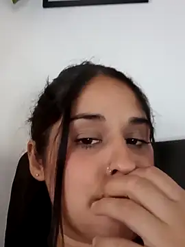 Snapshot of nathcollyns chatting on 12/21/25, 07:43 nathcollyns online show from 12/21/25, 07:43