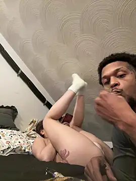 Snapshot of rayyymack chatting on 12/25/24, 03:50 rayyymack online show from 12/25/24, 03:50