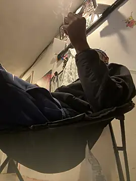 Snapshot of rayyymack chatting on 01/01/25, 09:41 rayyymack online show from 01/01/25, 09:41