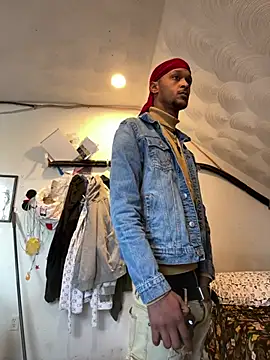 Snapshot of rayyymack chatting on 01/28/25, 08:26 rayyymack online show from 01/28/25, 08:26