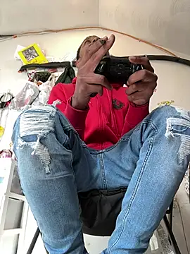 Snapshot of rayyymack chatting on 03/08/25, 07:09 rayyymack online show from 03/08/25, 07:09