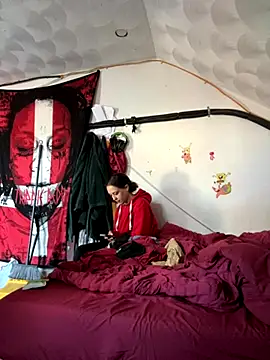 Snapshot of rayyymack chatting on 09/09/25, 12:37 rayyymack online show from 09/09/25, 12:37