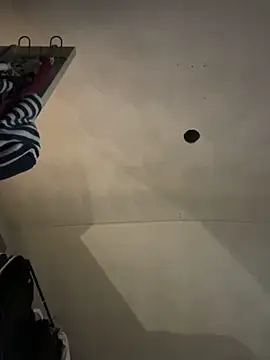 Snapshot of rayyymack chatting on 09/25/25, 01:04 rayyymack online show from 09/25/25, 01:04