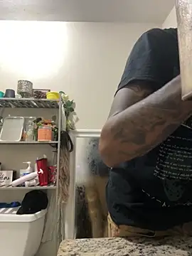 Snapshot of rayyymack chatting on 09/28/25, 01:38 rayyymack online show from 09/28/25, 01:38