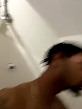 Snapshot of rayyymack chatting on 09/29/25, 09:52 rayyymack online show from 09/29/25, 09:52