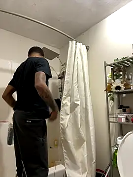 Snapshot of rayyymack chatting on 11/02/25, 01:57 rayyymack online show from 11/02/25, 01:57