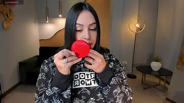 KatieStonne online show from 01/04/25, 02:14