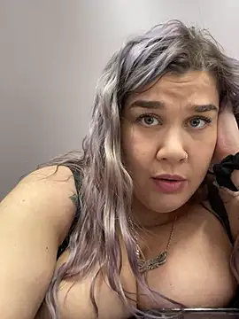 Snapshot of LolaBeretta chatting on 01/24/25, 06:14 LolaBeretta online show from 01/24/25, 06:14