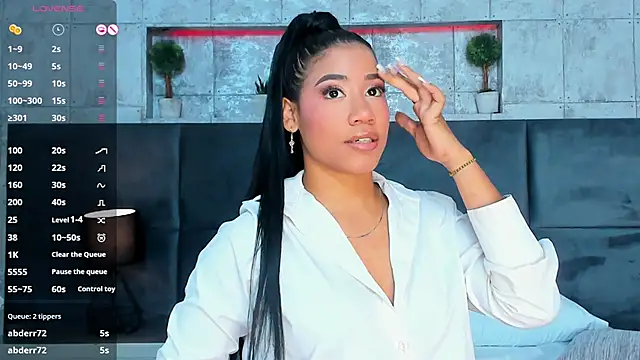 Salome Diaz  online show from 02/18/25, 10:36