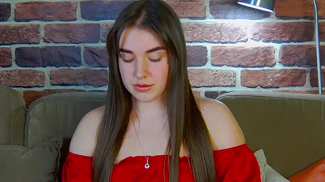 Sofia Hugs online show from 03/02/26, 05:09