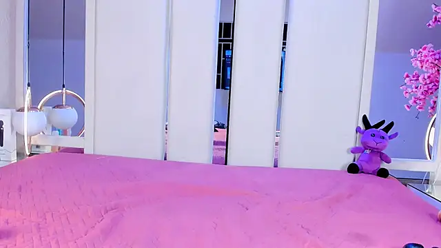 Michellespencer online show from 03/12/26, 09:43