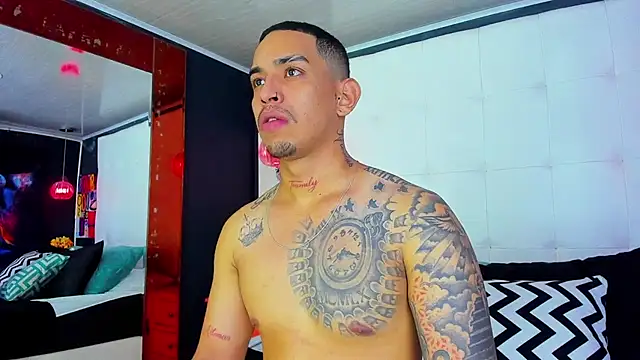 Damian09  online show from 12/12/24, 03:43