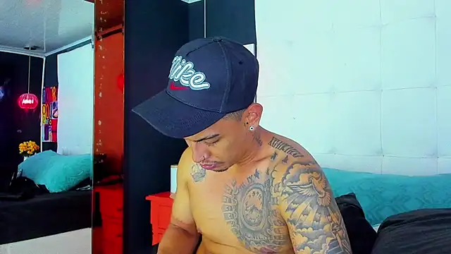 Damian09  online show from 12/28/24, 07:33