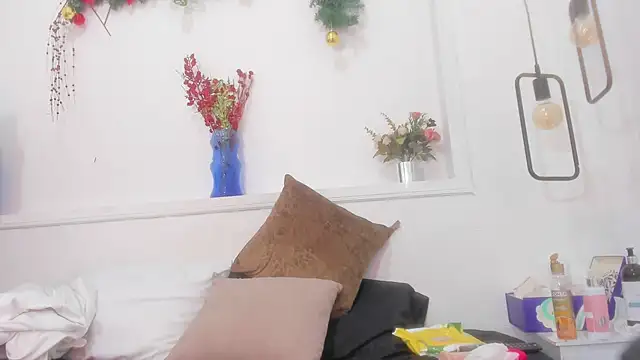 Snapshot of penelope_handaos chatting on 12/18/24, 07:58 penelope handaos online show from 12/18/24, 07:58