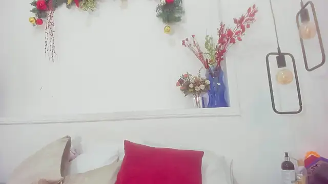 Snapshot of penelope_handaos chatting on 12/26/24, 10:37 penelope handaos online show from 12/26/24, 10:37