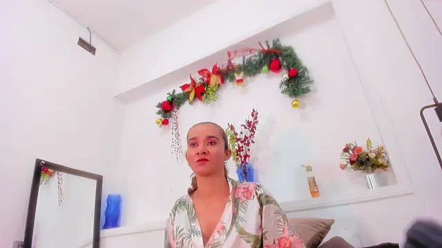 Snapshot of penelope_handaos chatting on 12/30/24, 08:43 penelope handaos online show from 12/30/24, 08:43