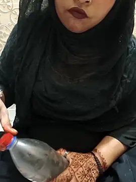 Indian-Nazia online show from 09/15/25, 07:47