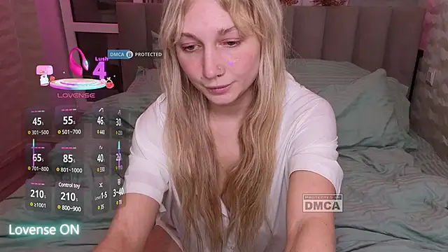 GoodGirl0024 online show from 03/04/25, 08:16