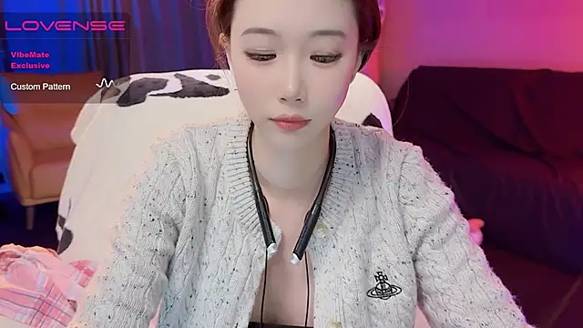 JoooJo  online show from 12/04/24, 06:39