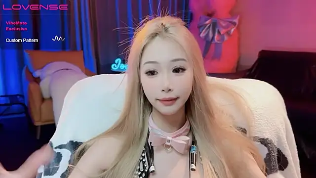 JoooJo  online show from 03/17/25, 04:43